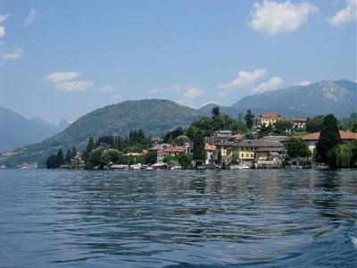 фото отеля Hotel La Bussola Orta San Giulio