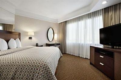 фото отеля Embassy Suites Hotel Irvine-Orange County Airport