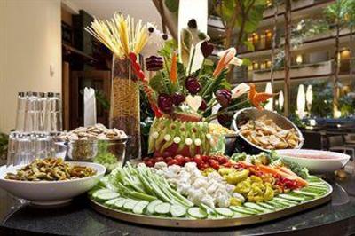 фото отеля Embassy Suites Hotel Irvine-Orange County Airport