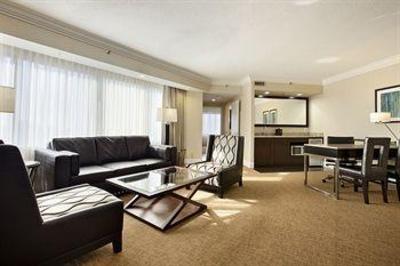 фото отеля Embassy Suites Hotel Irvine-Orange County Airport