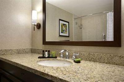 фото отеля Embassy Suites Hotel Irvine-Orange County Airport