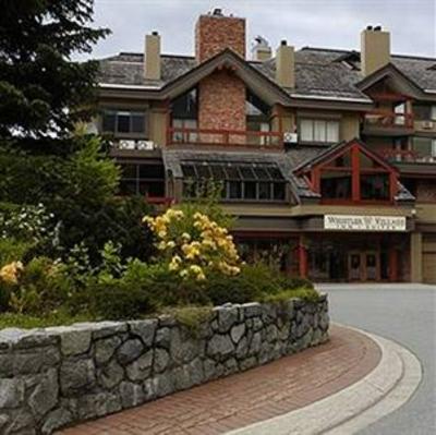 фото отеля Whistler Village Inn & Suites