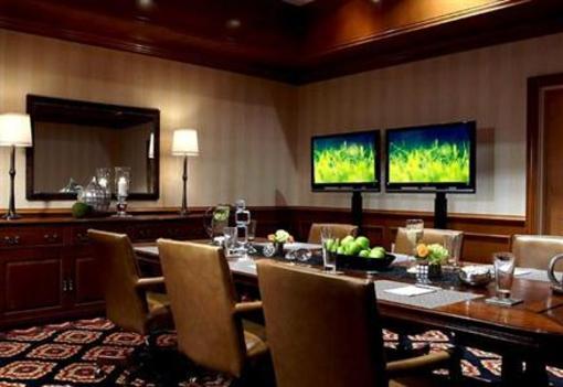 фото отеля Renaissance Boulder Suites Broomfield