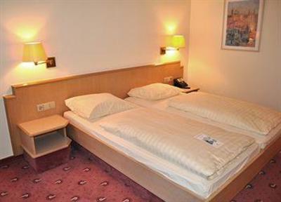 фото отеля Parkhotel Am Posthof