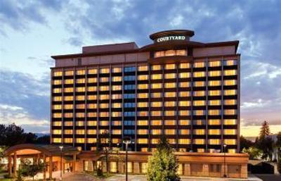 фото отеля Courtyard by Marriott Denver Cherry Creek