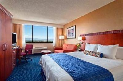 фото отеля Courtyard by Marriott Denver Cherry Creek