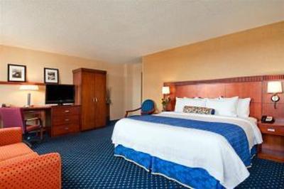 фото отеля Courtyard by Marriott Denver Cherry Creek