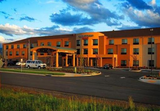фото отеля Courtyard by Marriott Medford Airport
