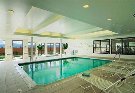 фото отеля Courtyard by Marriott Medford Airport