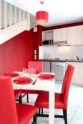 фото отеля Park and Suites Village Saint-Jean-d'Illac Hotel