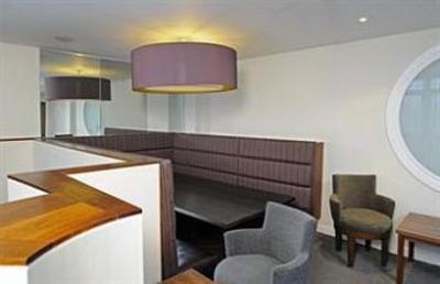 фото отеля Holiday Inn Express Crewe