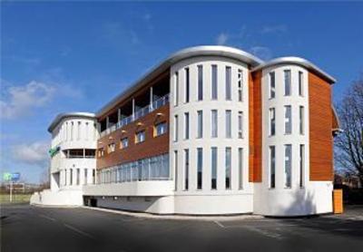 фото отеля Holiday Inn Express Crewe