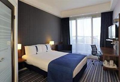 фото отеля Holiday Inn Express Crewe