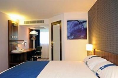 фото отеля Holiday Inn Express Crewe