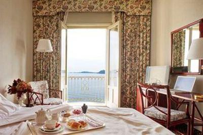 фото отеля Grand Hotel Gardone Riviera