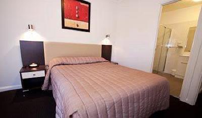 фото отеля BEST WESTERN Charles Sturt Motor Inn