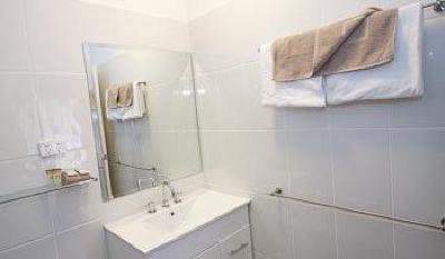 фото отеля BEST WESTERN Charles Sturt Motor Inn