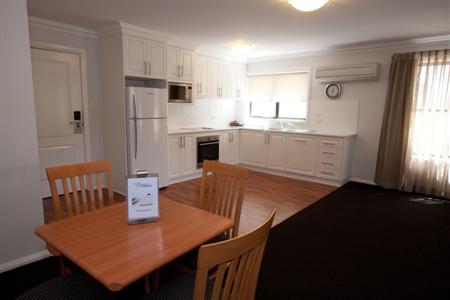 фото отеля BEST WESTERN Charles Sturt Motor Inn