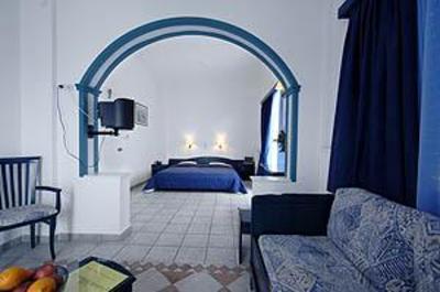 фото отеля Hotel Klonos (Kyriakos Klonos)