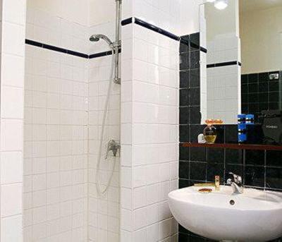 фото отеля Timhotel Lyon La Part Dieu
