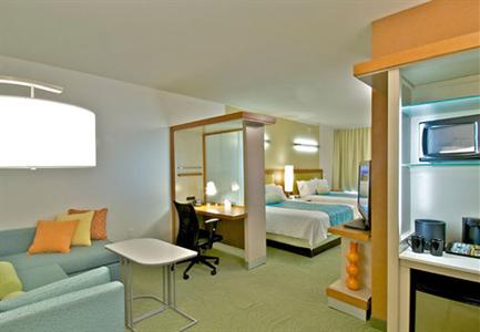 фото отеля SpringHill Suites Anchorage University Lake