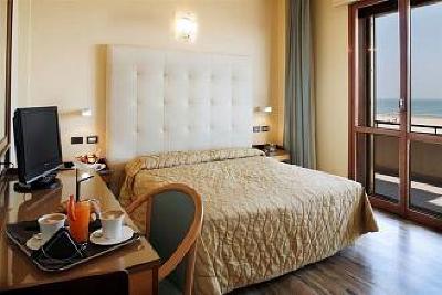 фото отеля Hotel Touring Rimini