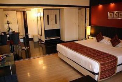 фото отеля Ramee Guestline Hotel Khar