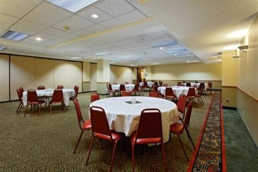 фото отеля Holiday Inn Gresham