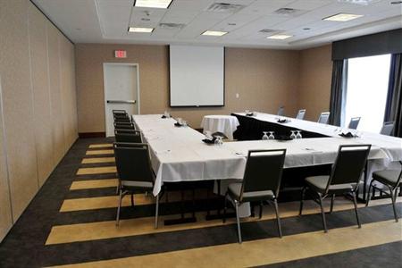 фото отеля Hilton Garden Inn Louisville Northeast