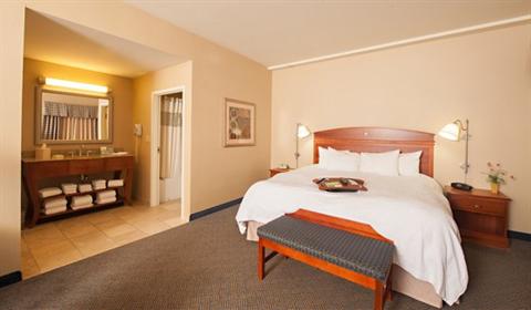 фото отеля Hampton Inn & Suites North Conway