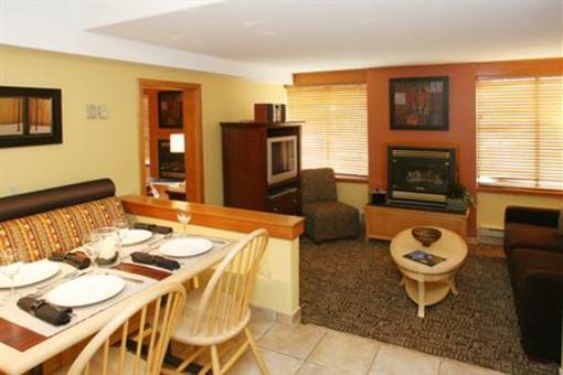 фото отеля Mountainside Lodge