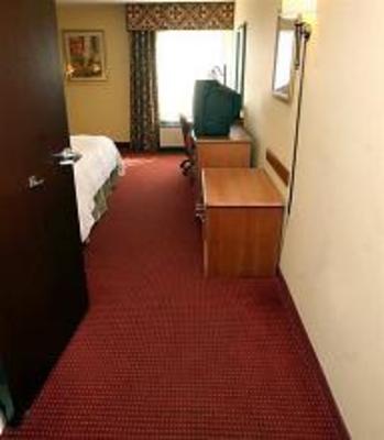фото отеля Hampton Inn Bardstown