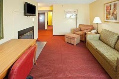 фото отеля Hampton Inn Bardstown