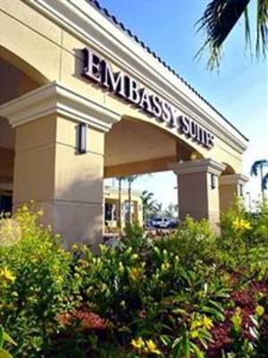 фото отеля Embassy Suites Fort Myers