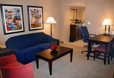 фото отеля Embassy Suites Fort Myers