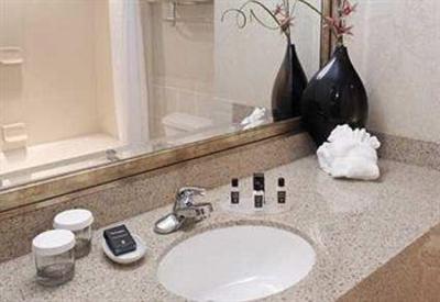 фото отеля Embassy Suites Fort Myers