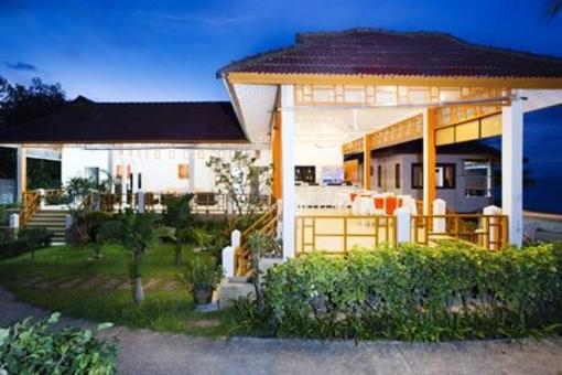 фото отеля Maenamburi Resort