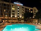 фото отеля Courtyard by Marriott Riverside