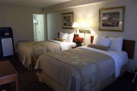 фото отеля BEST WESTERN Inn On The Hill