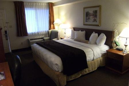 фото отеля BEST WESTERN Inn On The Hill