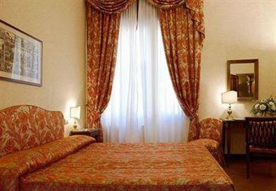 фото отеля Posta Hotel Reggio Emilia