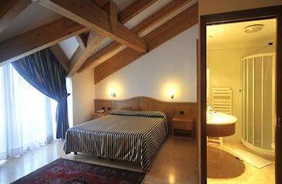 фото отеля Hotel Dolomiti Vattaro