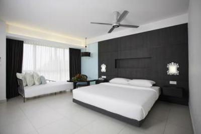 фото отеля Avillion Admiral Cove