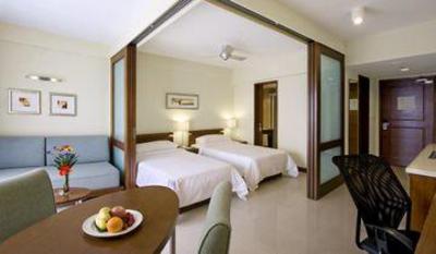 фото отеля Avillion Admiral Cove
