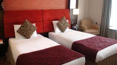 фото отеля Dragon Hotel Swansea