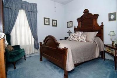 фото отеля Hall Place Bed & Breakfast