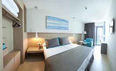 фото отеля Hotel Atenea Port Barcelona Mataro