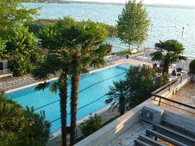 фото отеля Hotel Du Lac Sirmione