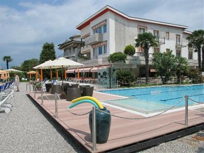 фото отеля Hotel Du Lac Sirmione