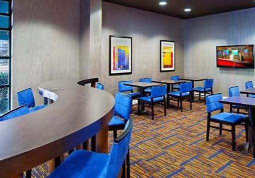 фото отеля Courtyard by Marriott Chattanooga Downtown